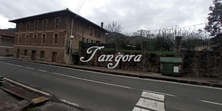 1701801685482 (Copy)