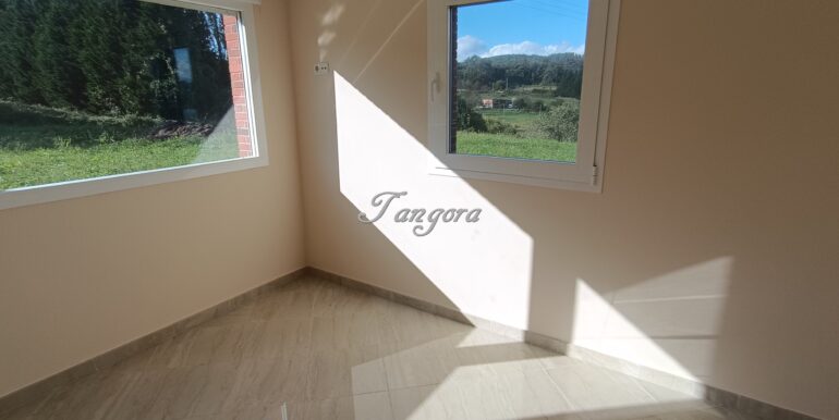 1726245850215 (Copy)