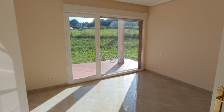 1726245894955 (Copy)