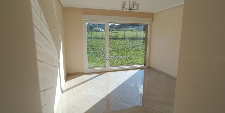 1726245895008 (Copy)