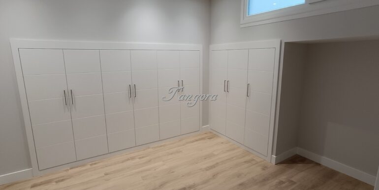 1740483903951 (Copy)