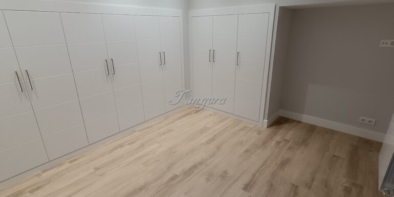 1740483904022 (Copy)