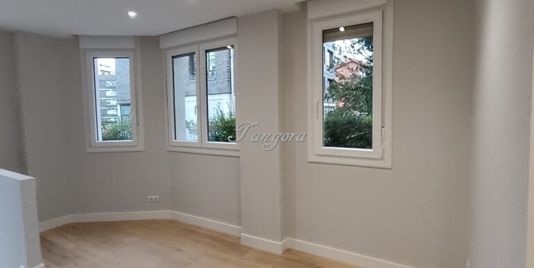 1740483904056 (Copy)