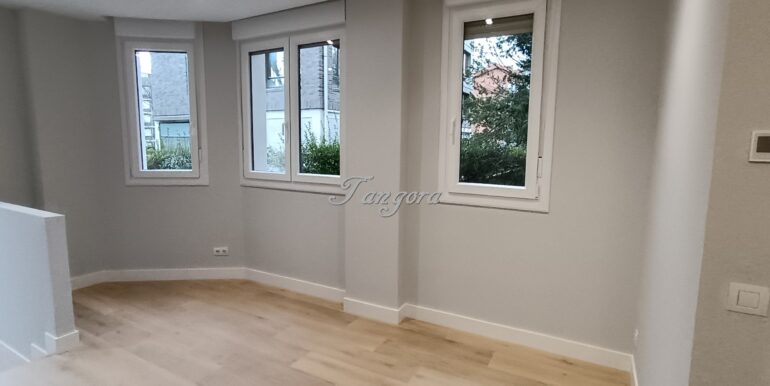 1740483922867 (Copy)