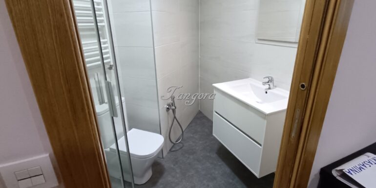 1733305042190 (Copy)