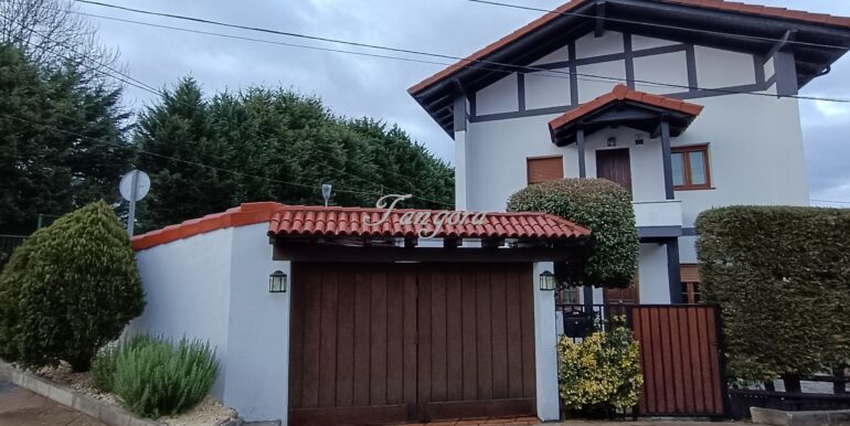 1770840093672 (Copy)