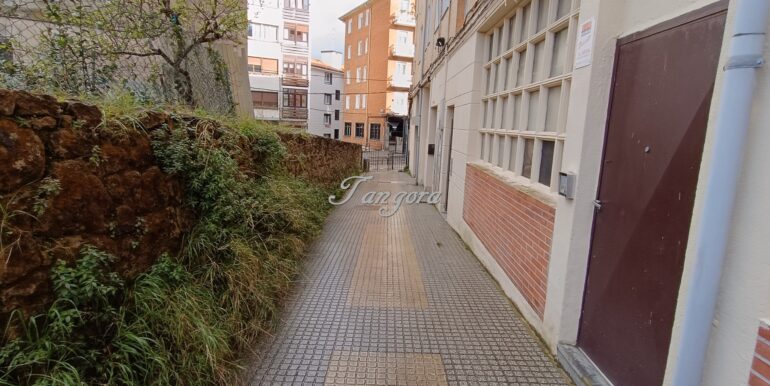 1 aparece 2