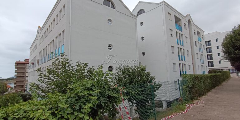1 aparece 4 (Copy)